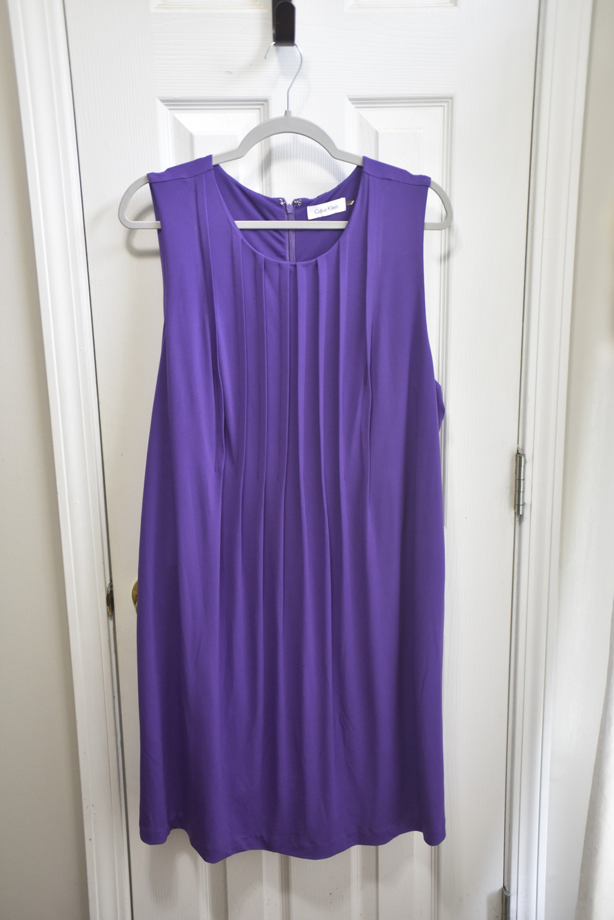 Calvin Klein Purple Sleeveless Pleated Shift Dress Zip Back Sz 14/16 LSC416